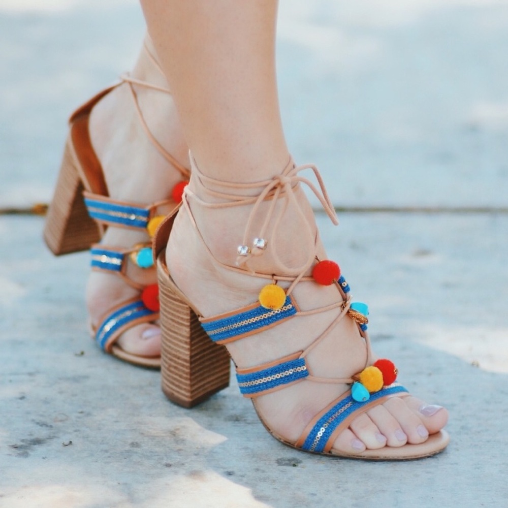 NEW! Steve Madden Caela Lace-Up Pompom Heels - Picture 9 of 10
